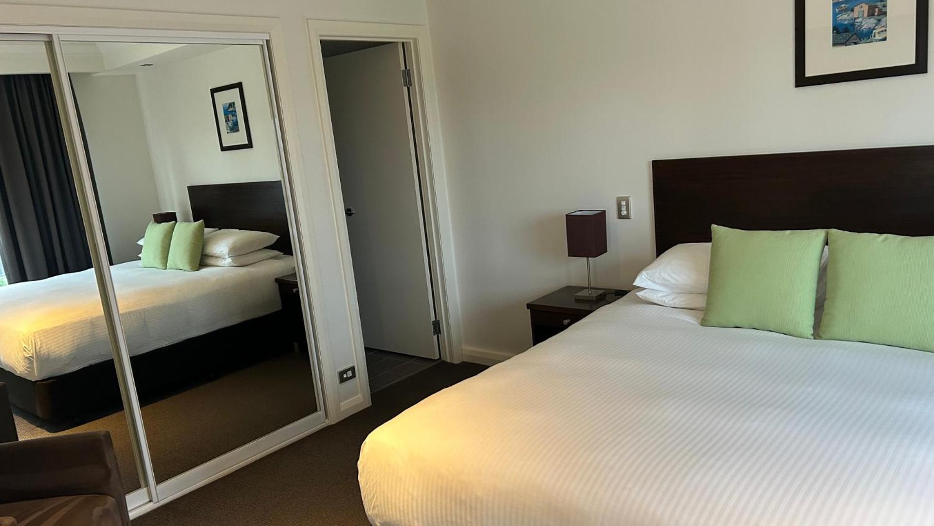 The Esplanade Resort And Spa Lakes Entrance Extérieur photo