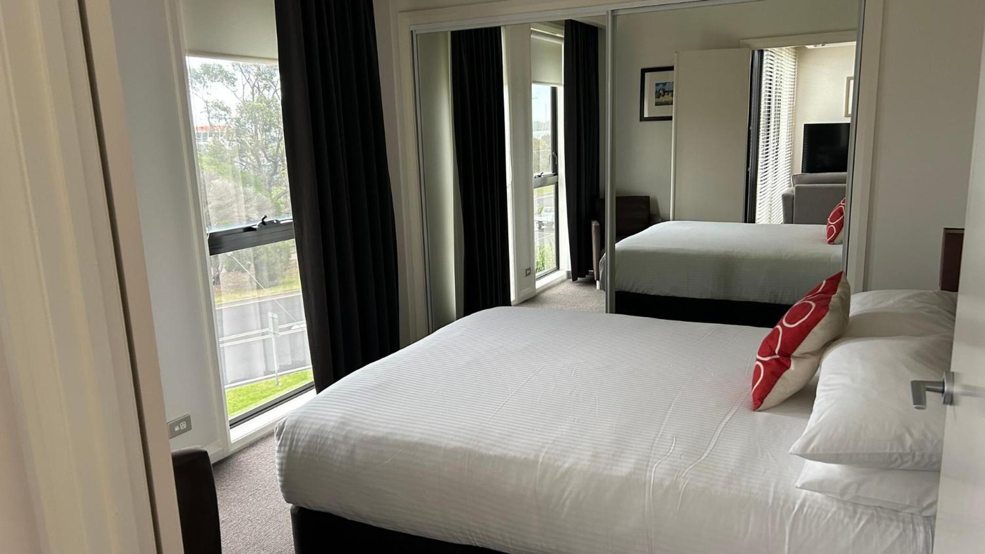 The Esplanade Resort And Spa Lakes Entrance Extérieur photo