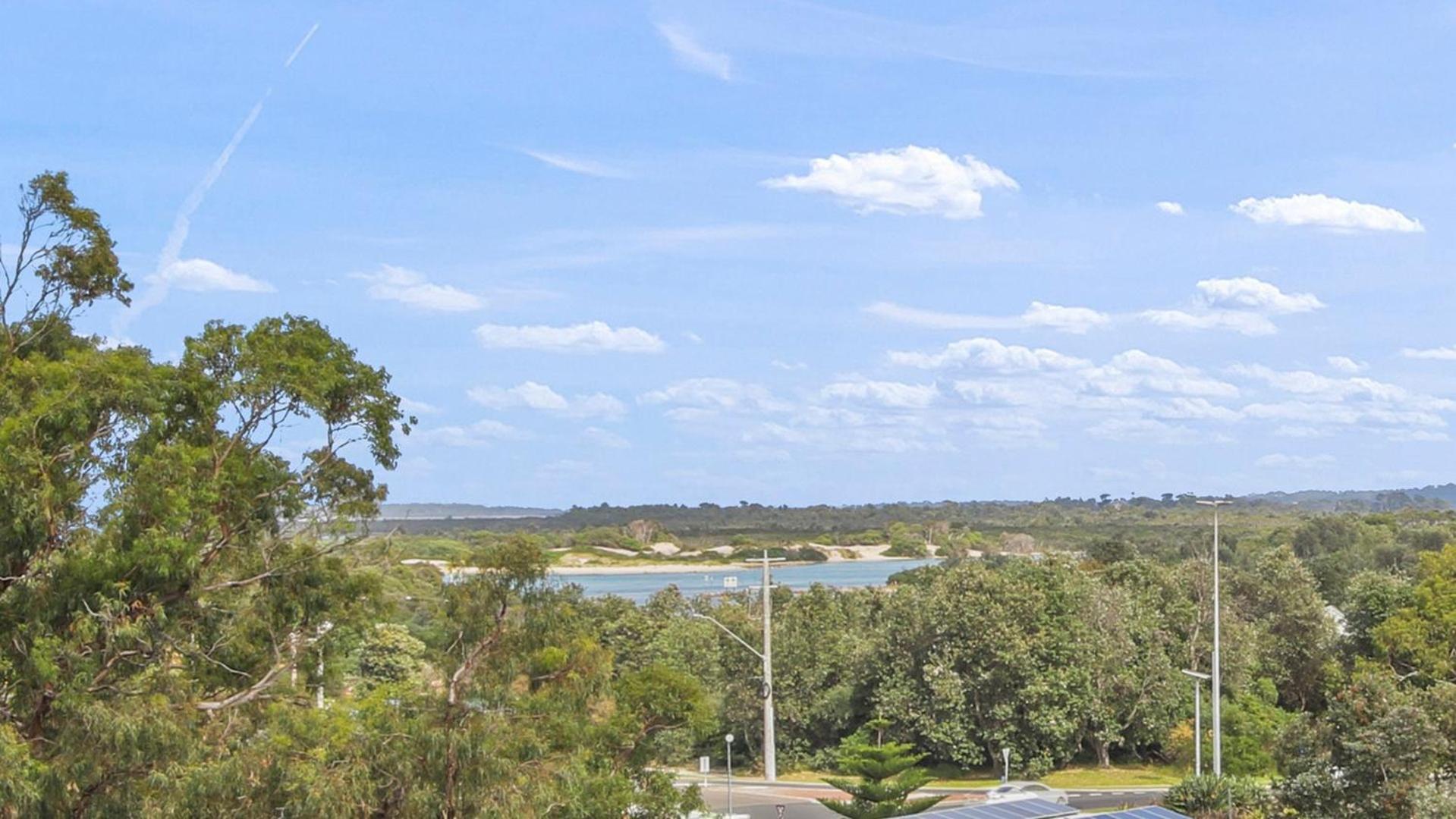The Esplanade Resort And Spa Lakes Entrance Extérieur photo