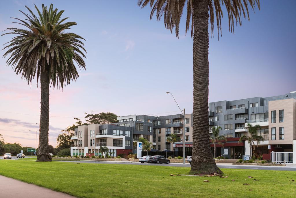 The Esplanade Resort And Spa Lakes Entrance Extérieur photo